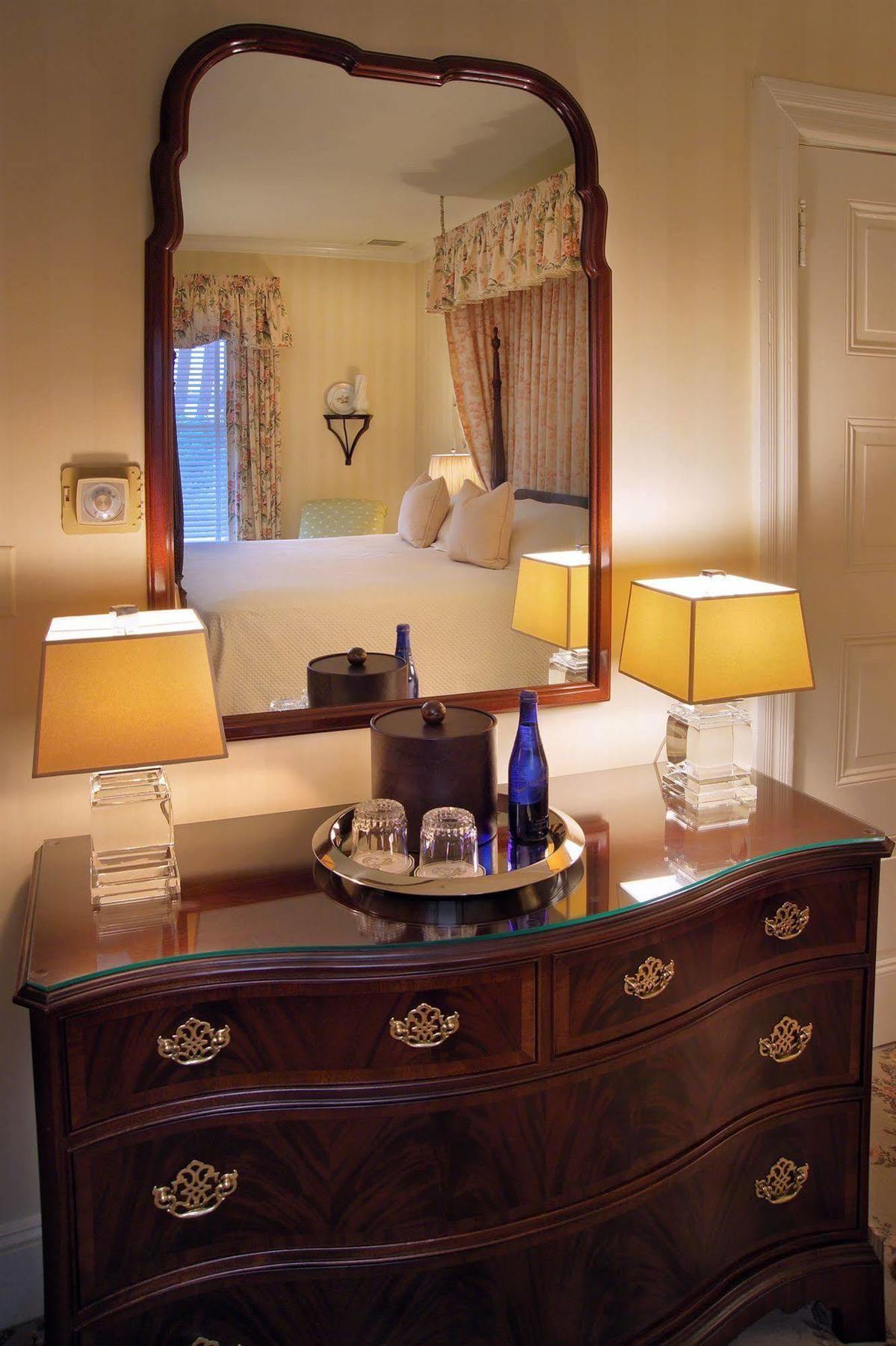 The Bernards Inn Bernardsville Buitenkant foto